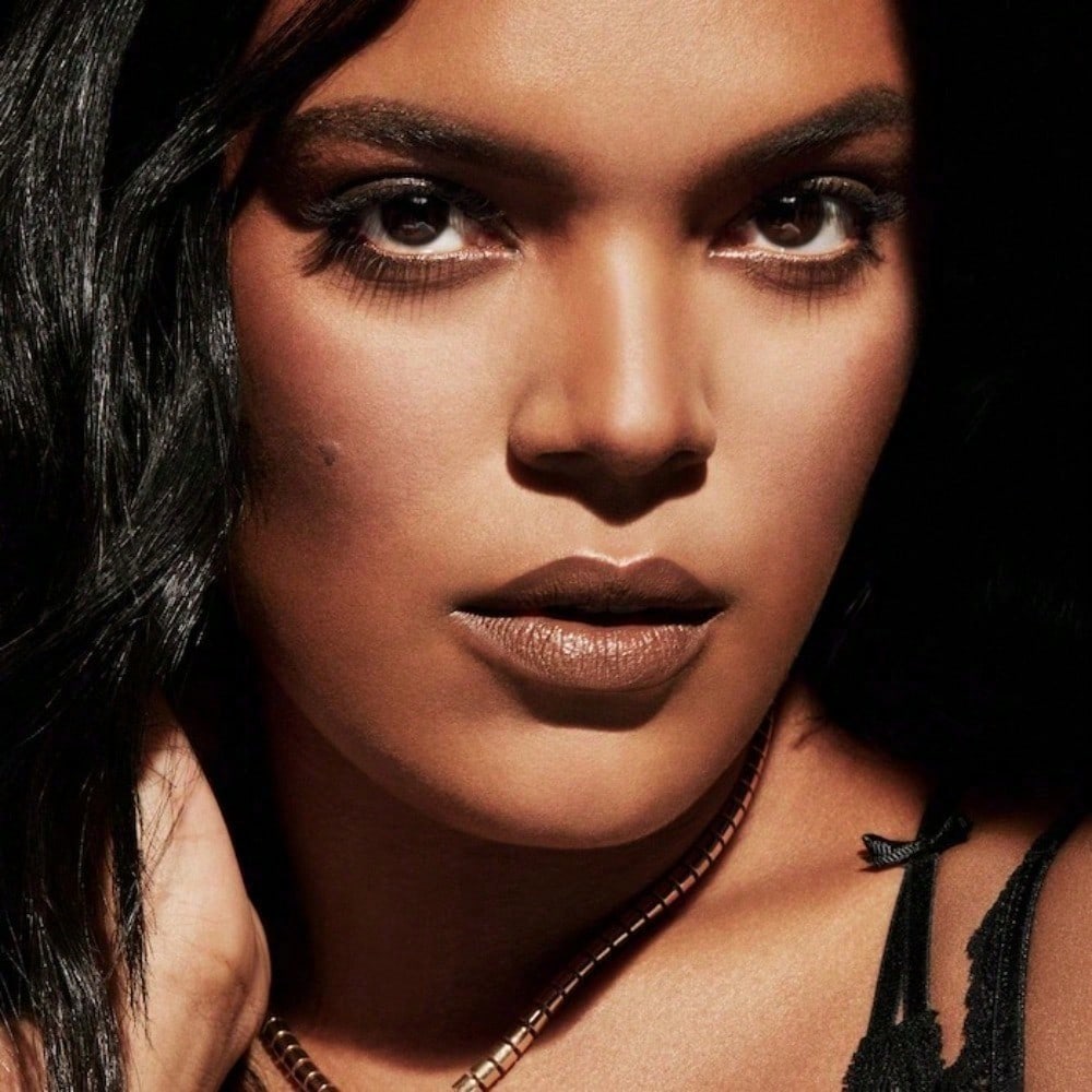 Fenty Beauty by Rihanna  Pro Filt'r Instant Retouch Setting Powder Nutmeg - for deep to very deep skin tones – great for brightening  Graduation Birthday Holiday Summer Fall Autumn Y2K Fancy Fashion Women Brand Makeup Cosmetic Beauty Party Beach Travel Ca